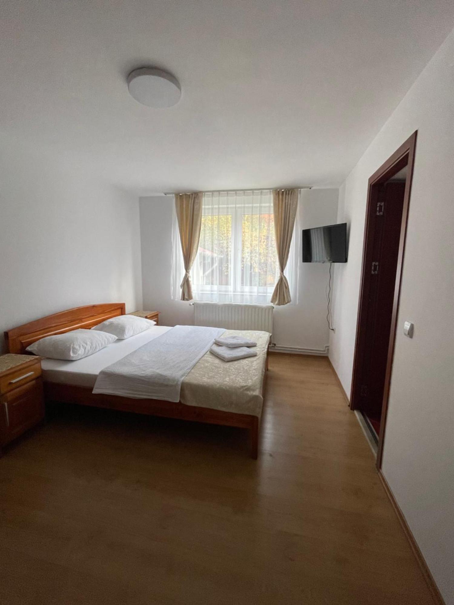 Pensiunea Vatafu Gura Rîului Esterno foto